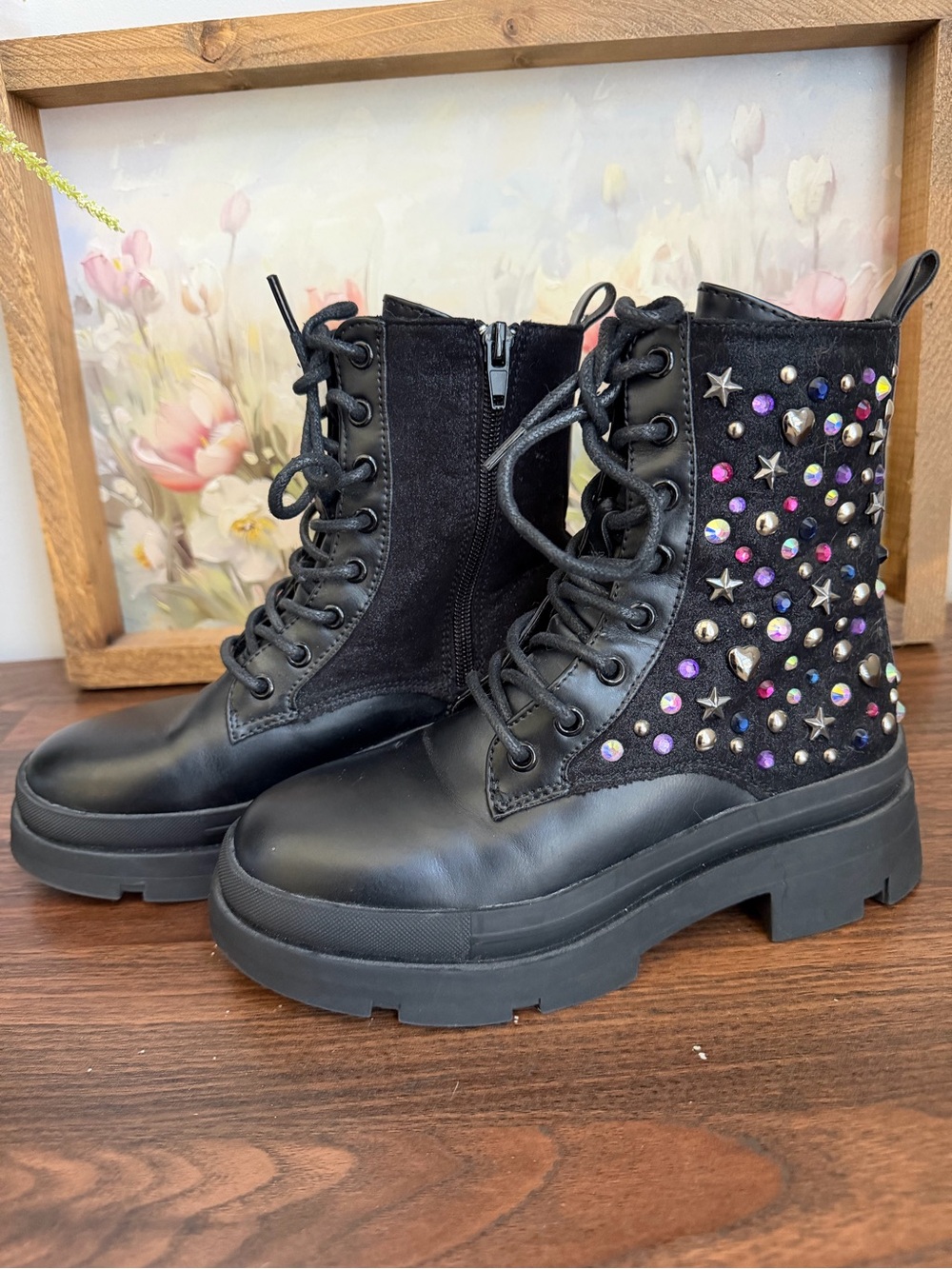Steve Madden Girls Size 2 Black Rhinestone Stud Combat Boots